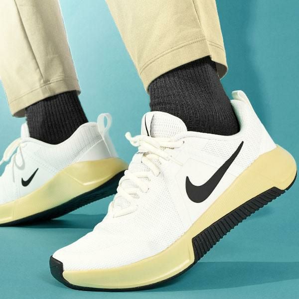 送料無料 ナイキ スニーカー メンズ NIKE MC トレーナー 3