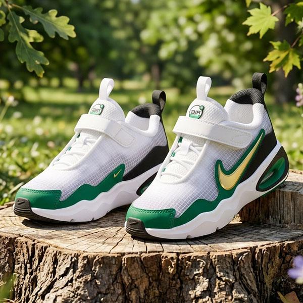 新品未使用　ナイキ　スニーカー　24cm 2026夏新作 ナイキ スニーカー キッズ NIKE エア マックス NOVA PS